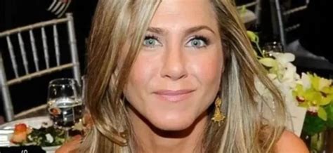 jennifer aniston sexy body|Jennifer Aniston sizzles in a white string bikini as she。